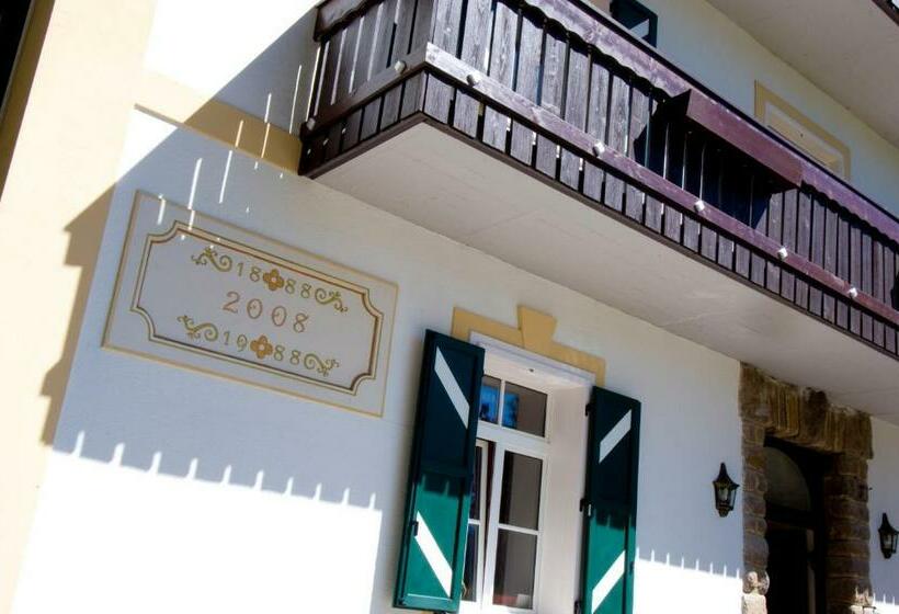 آپارتمان 1 خوابه با بالکن, Apartments Waldquell