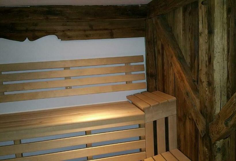 آپارتمان 1 خوابه با بالکن, Apartments Waldquell