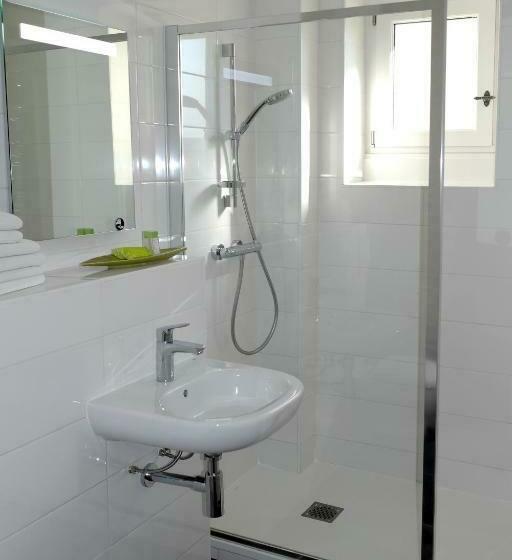 Номер Стандарт, Au Marais