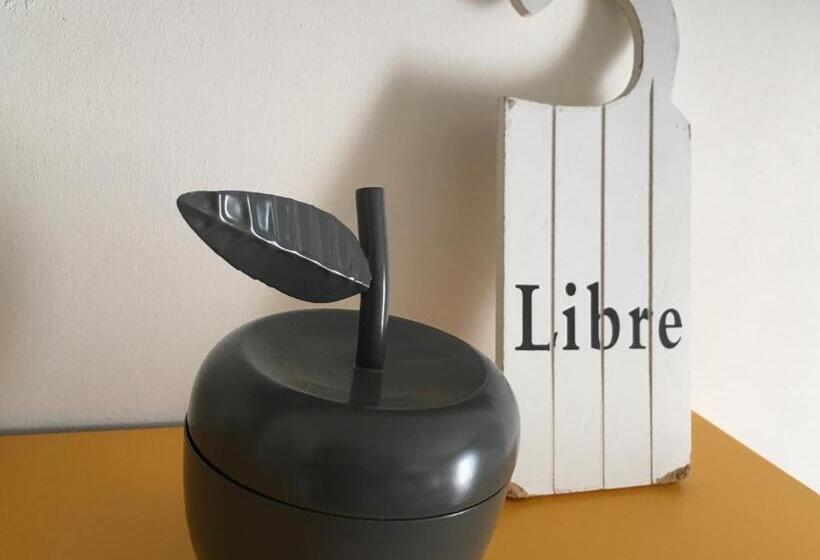 Семейный Номер, Au Marais