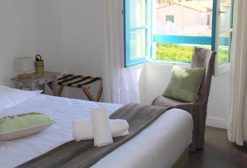 Номер Стандарт Вид на Реку, Au Marais