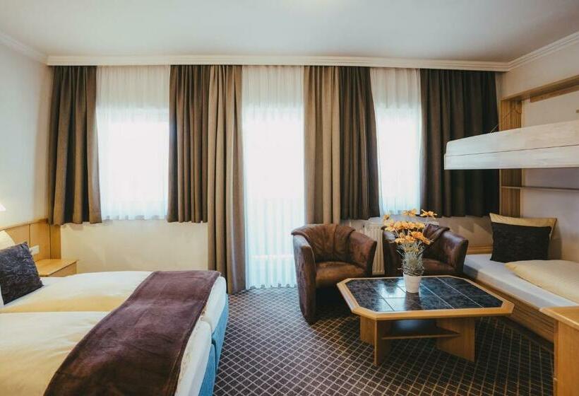 اتاق استاندارد چهار تخته, Austria   Inklusive Joker Card Im Sommer