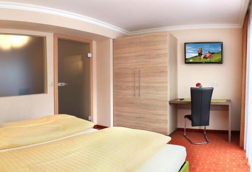 سوییت خانوادگی, Austria   Inklusive Joker Card Im Sommer