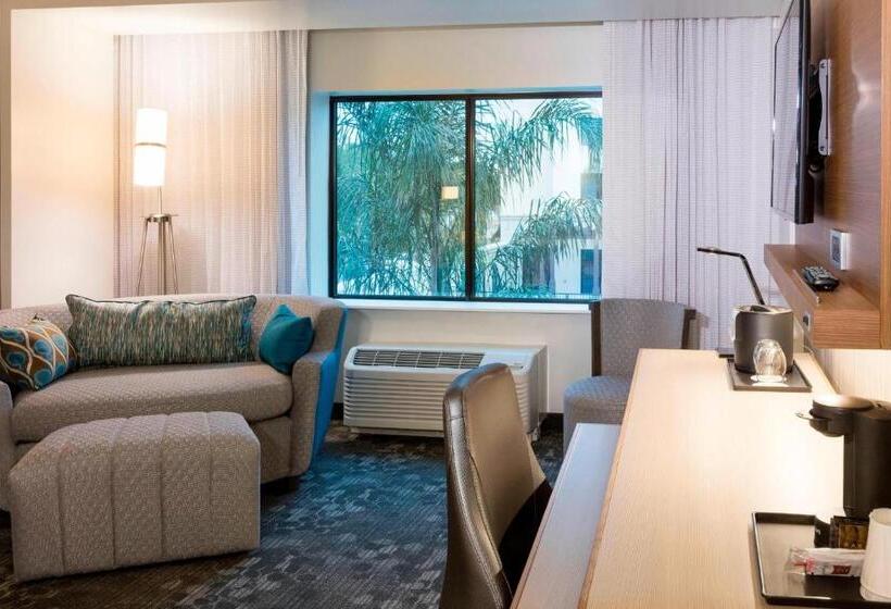 Standaardkamer met Kingsize Bed, Courtyard By Marriott St. Augustine Beach