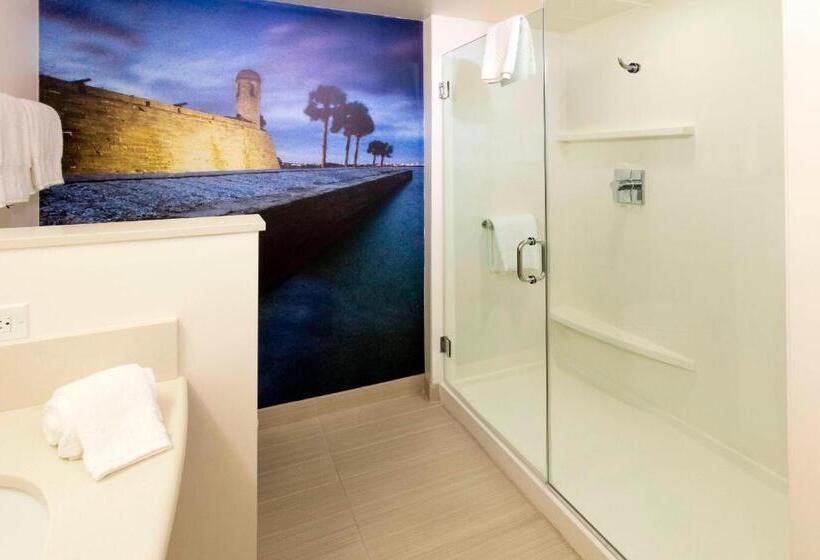 Standaardkamer met Kingsize Bed Aangepast voor Gehandicapten, Courtyard By Marriott St. Augustine Beach