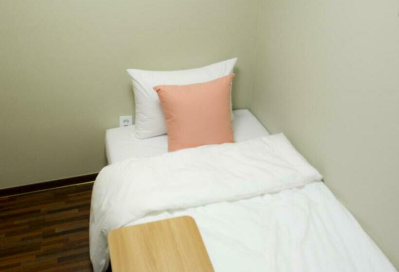 اتاق استاندارد یک نفره, Ette Seoul Station