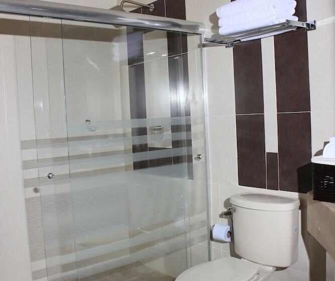 סוויטת אקזקיוטיב עם נוף לגינה, Feregrino