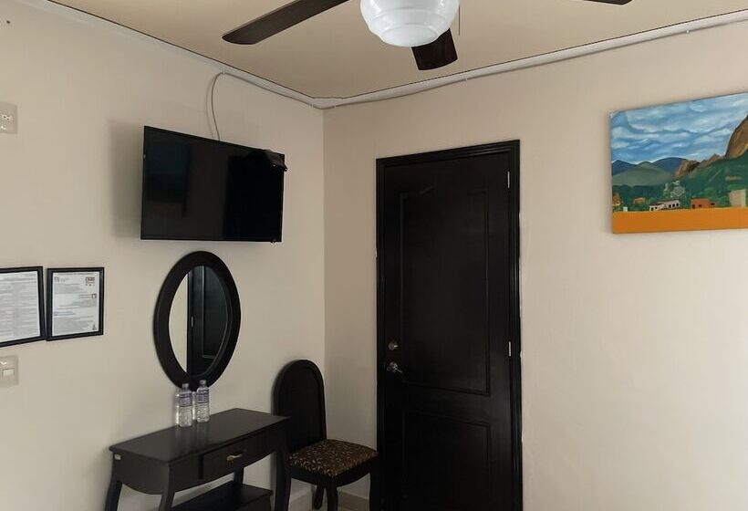 חדר אקזקיוטיב, Feregrino