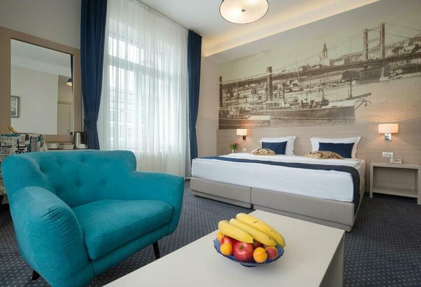 Executive Room, Five Points Square  City Center