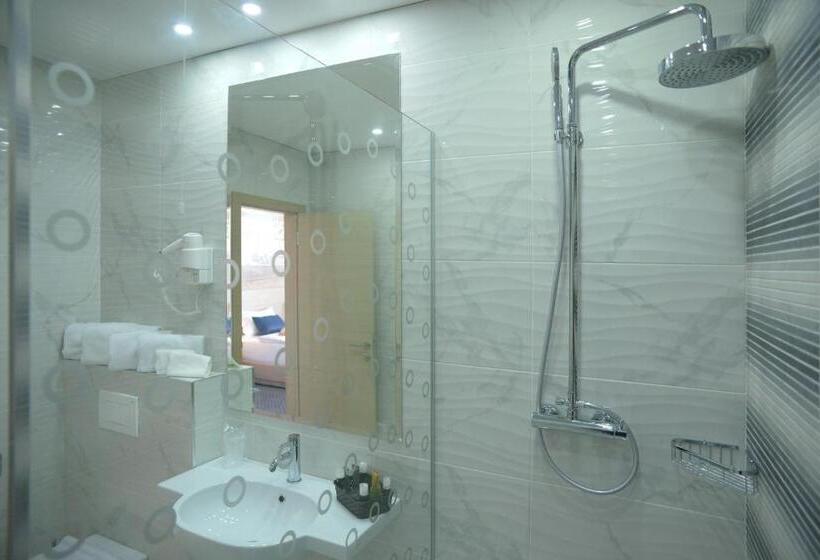 Executive Room, Five Points Square  City Center