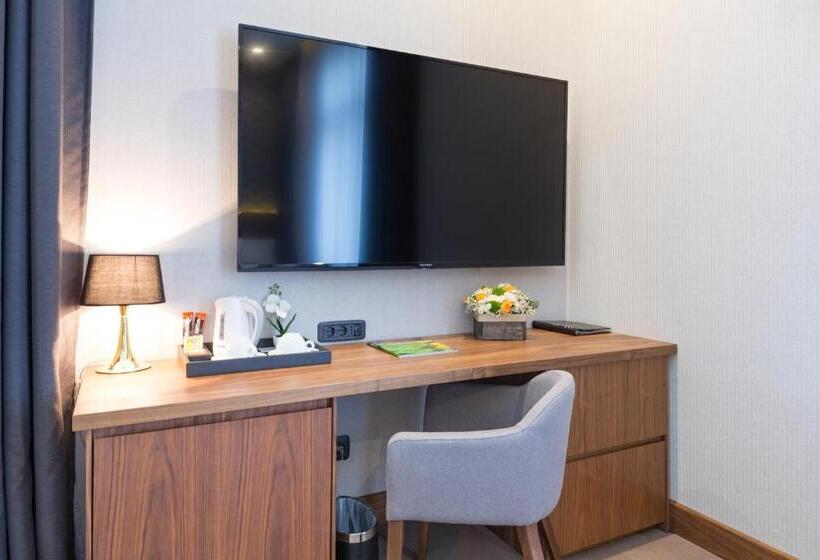 Executive Room, Five Points Square  City Center