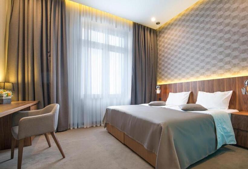 Deluxe Room, Five Points Square  City Center