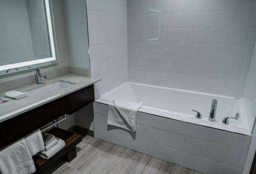 스탠다드 룸, Four Points By Sheraton Sherwood Park