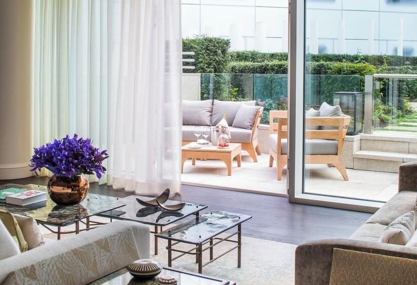 סוויטה מלכותית, Four Seasons Hotel London At Tower Bridge