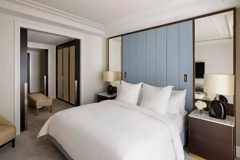 ３ベッドルームアパートメント, Four Seasons Hotel London At Tower Bridge