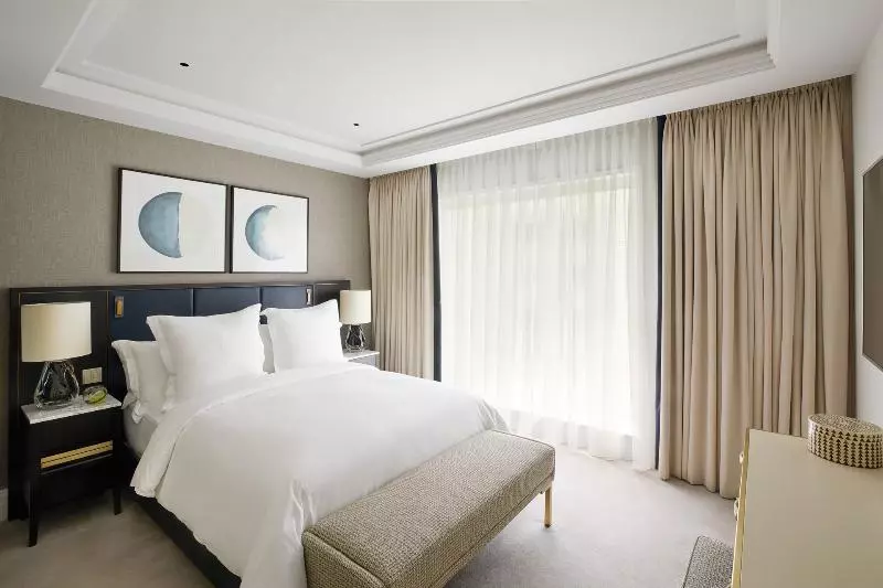 ３ベッドルームアパートメント, Four Seasons Hotel London At Tower Bridge