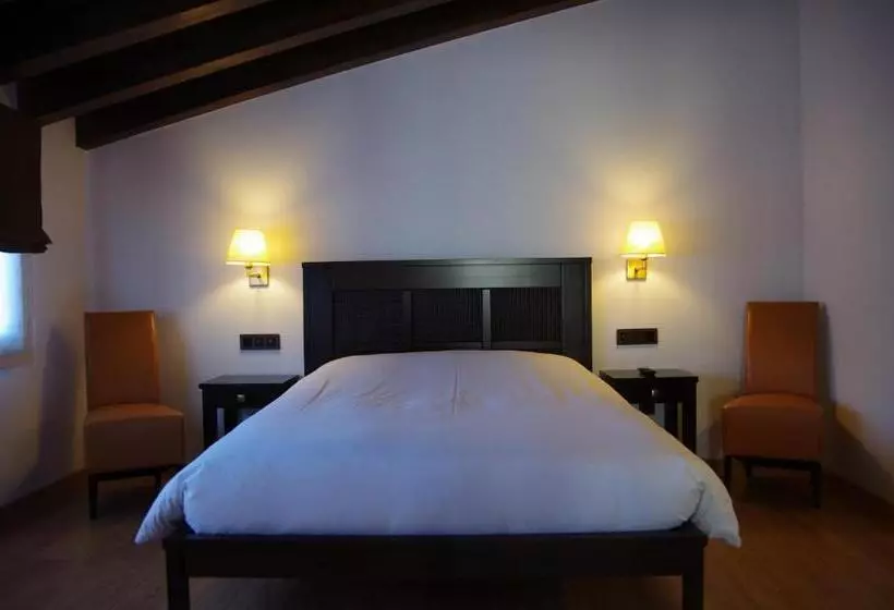 1ベッドルームアパートメントをつなぐ, Hosteria Toloriu 1848