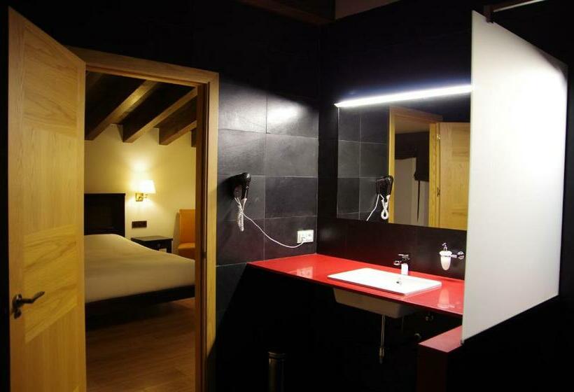 Люкс Вид на Горы, Hosteria Toloriu 1848