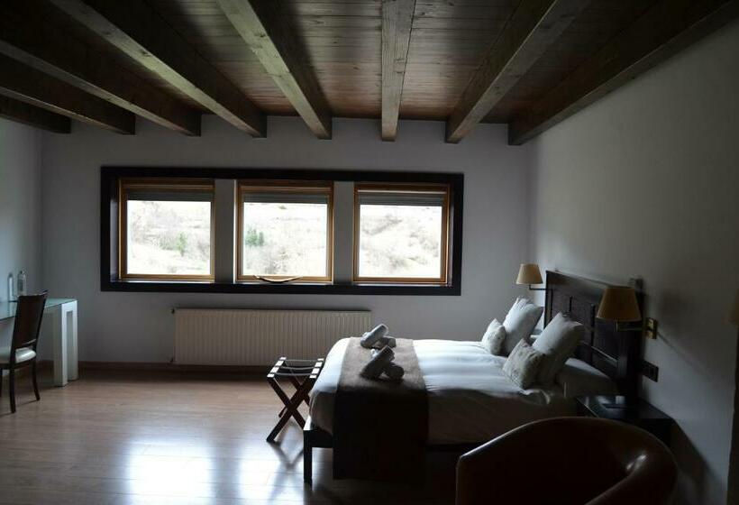 Люкс Вид на Горы, Hosteria Toloriu 1848