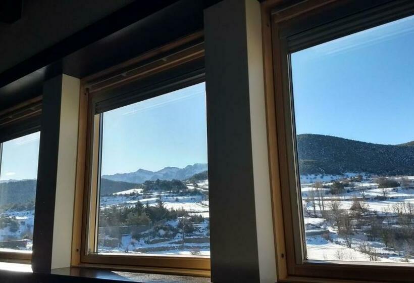 Люкс Вид на Горы, Hosteria Toloriu 1848