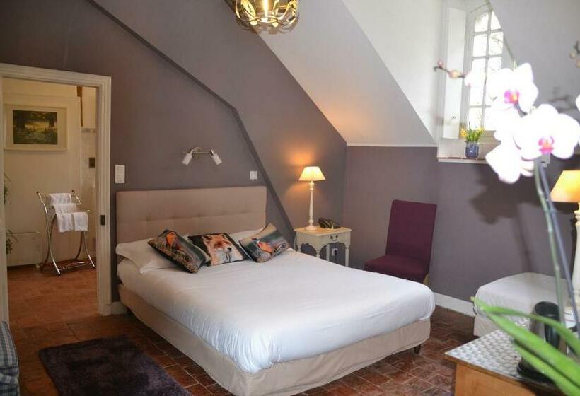 Номер Комфорт, Hôtel Les Grands Chênes