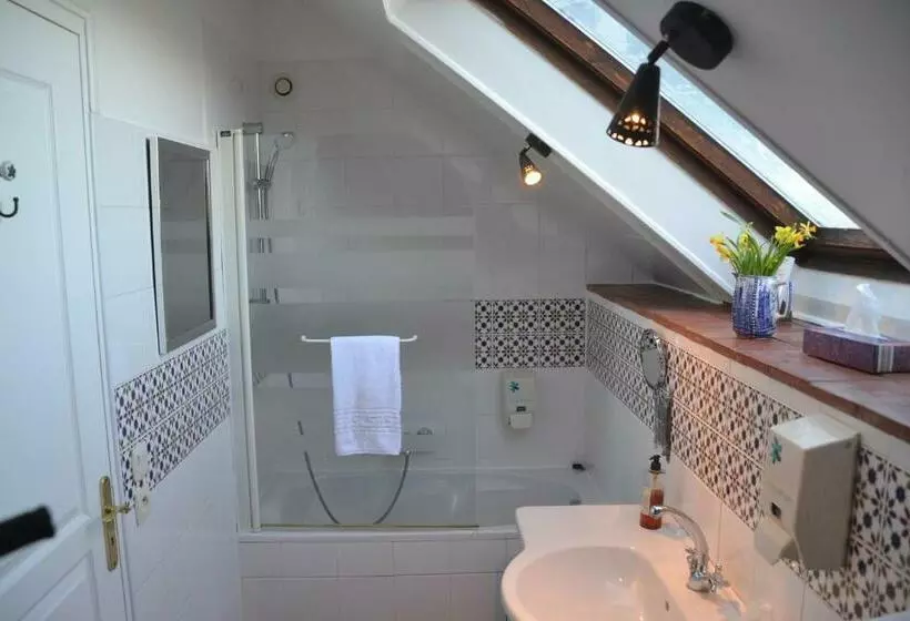 スタンダードルーム, Hôtel Les Grands Chênes