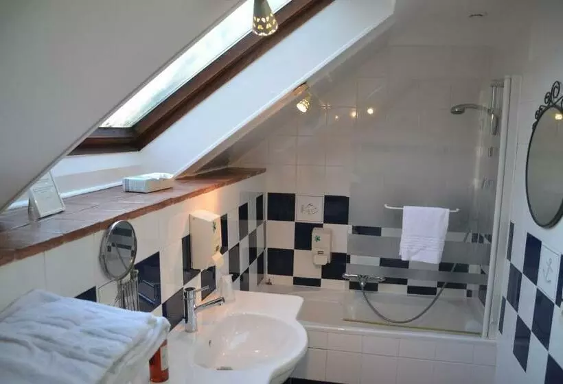スタンダードルーム, Hôtel Les Grands Chênes