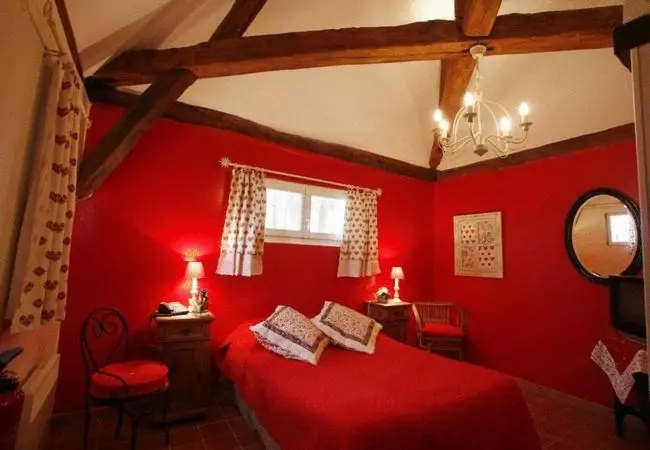 スタンダードバンガロー, Hôtel Les Grands Chênes