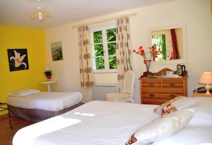 Бунгало Стандарт, Hôtel Les Grands Chênes