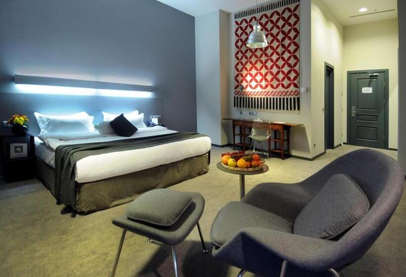 اتاق لوکس, Kabadoni Boutique