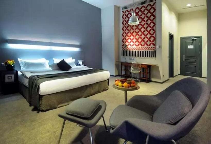اتاق لوکس, Kabadoni Boutique
