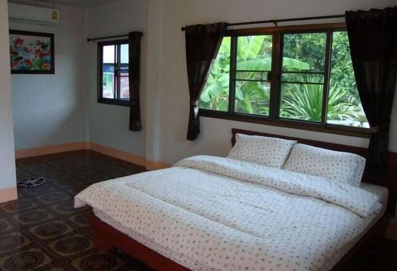 1 Szobás Ház, Khunnam Rimtarn Resort