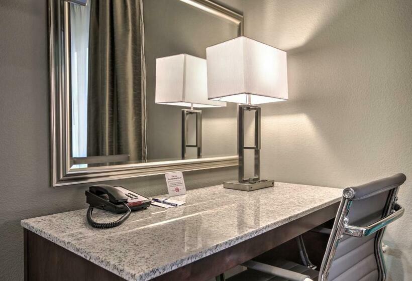 带大床的标准间, Mainstay Suites Hobbs