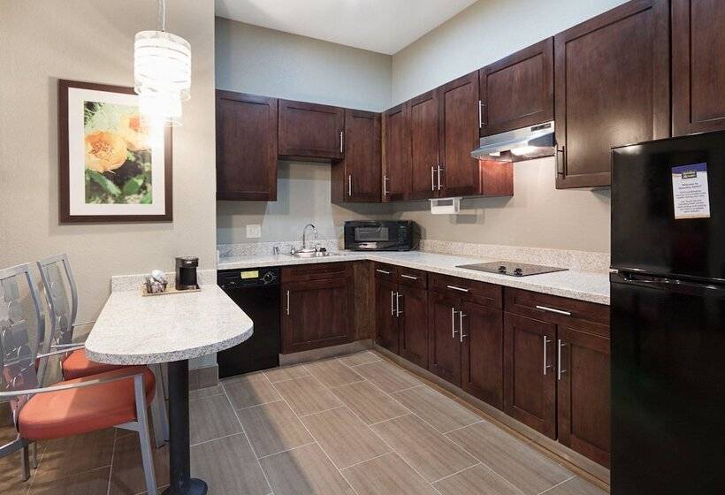 Люкс, Mainstay Suites Hobbs