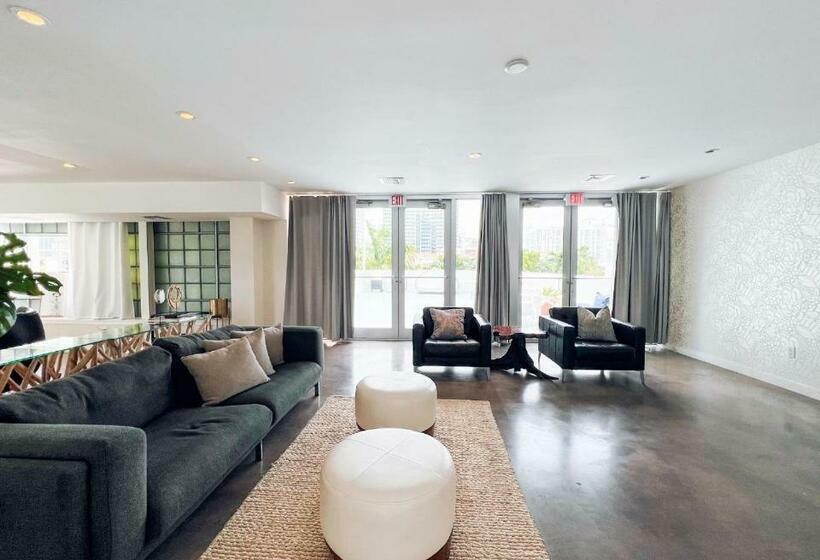 חדר פנטהאוז, North Beach