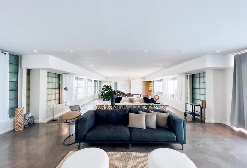 חדר פנטהאוז, North Beach