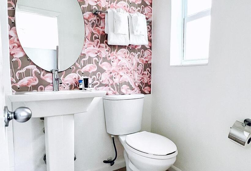 חדר דחוקס עם מיטת קינג, North Beach