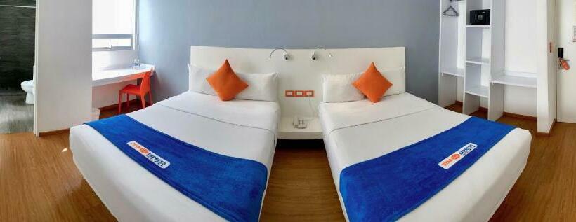 غرفه قياسيه سريرين مزدوجين, Star Express Puebla