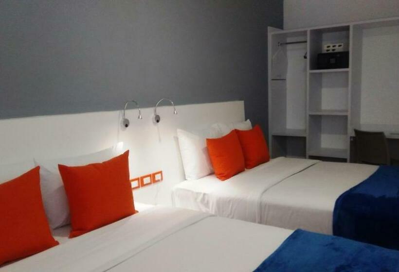 غرفه قياسيه سريرين مزدوجين, Star Express Puebla