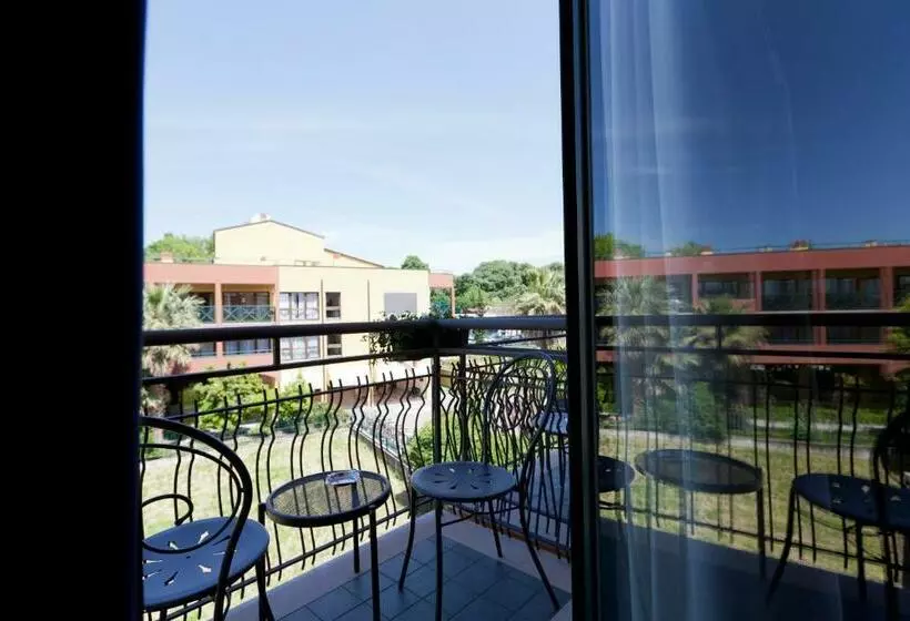 اتاق کلاسیک, Villa Letizia