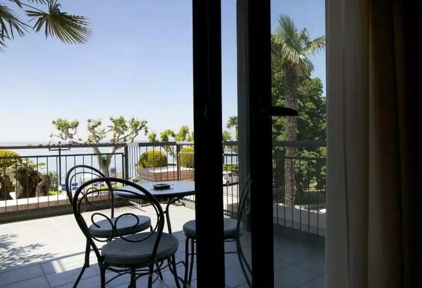 اتاق استاندارد با چشم‌انداز دریاچه, Villa Letizia