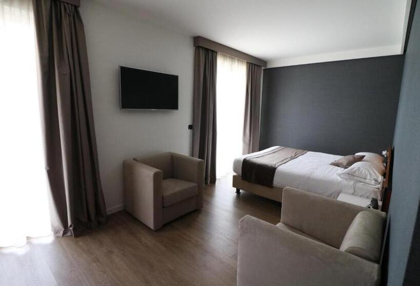 标准间带湖景, Villa Letizia