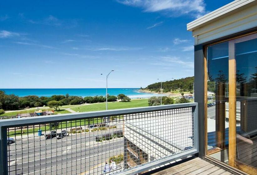 شقة 3 غرف مطلة على البحر, Lornebeach Apartments