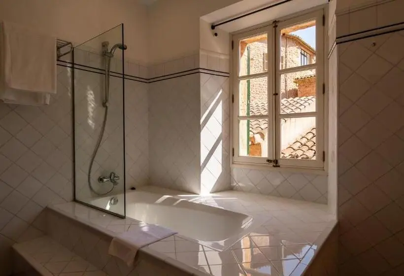 اتاق استاندارد با تراس, Can Verdera