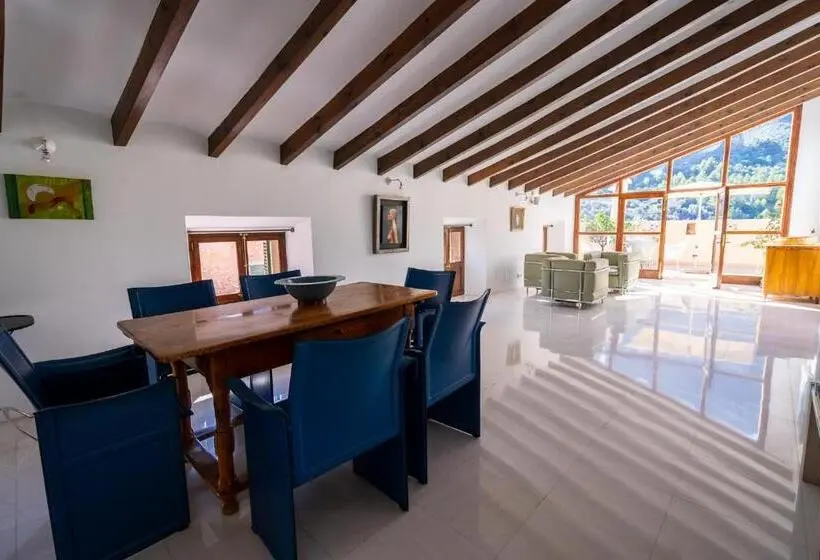 1 Bedroom Penthouse Apartment, Can Verdera