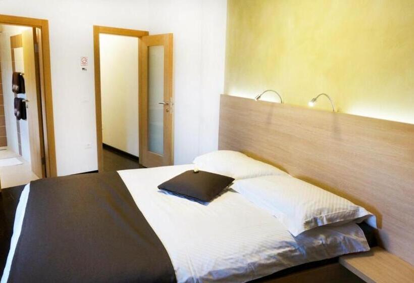 חדר דלוקס נוף לים, Boutique Wrungel