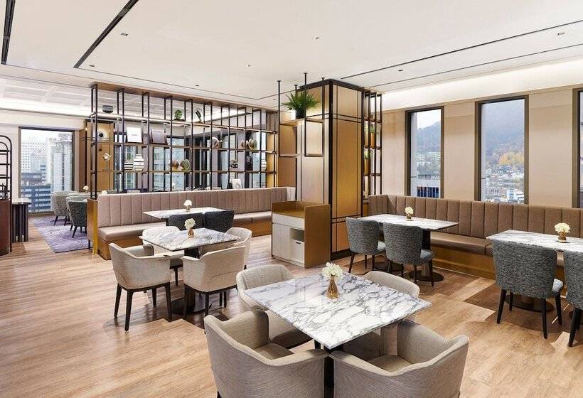 Люкс Клуб, Le Méridien Seoul Myeongdong