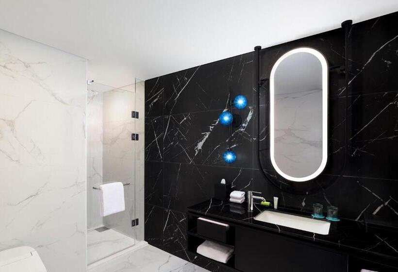 Номер Deluxe Кровать Кинг Вид на Город, Le Méridien Seoul Myeongdong