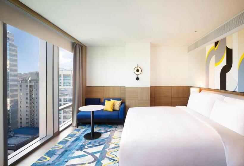 带大床的俱乐部房间, Le Méridien Seoul Myeongdong