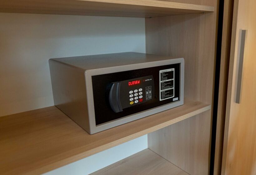 Quarto Superior, Mirror